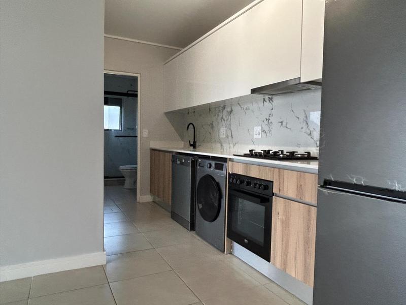 To Let 1 Bedroom Property for Rent in Sandown Western Cape
